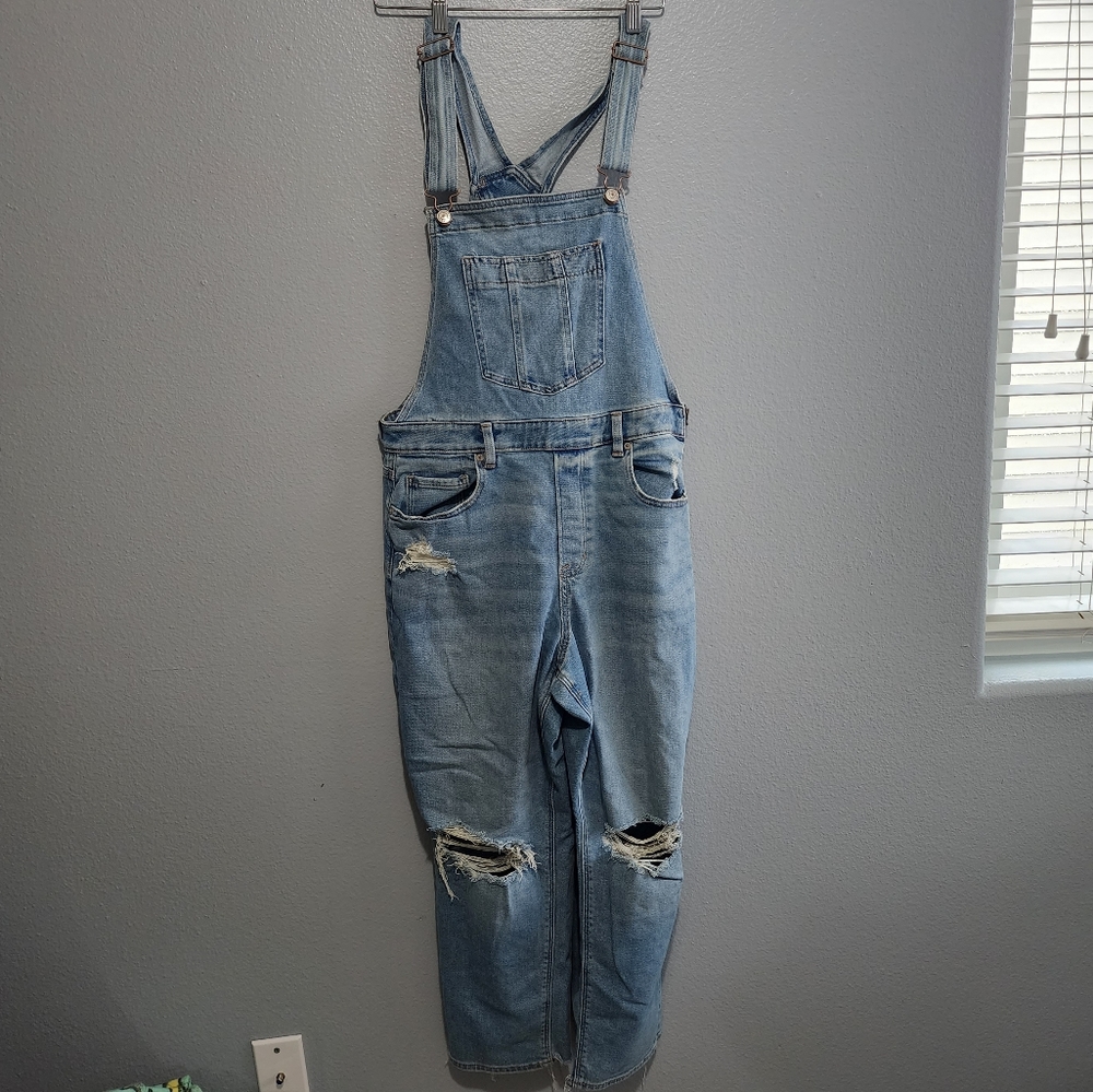 American Eagle denim overalls size 14 short